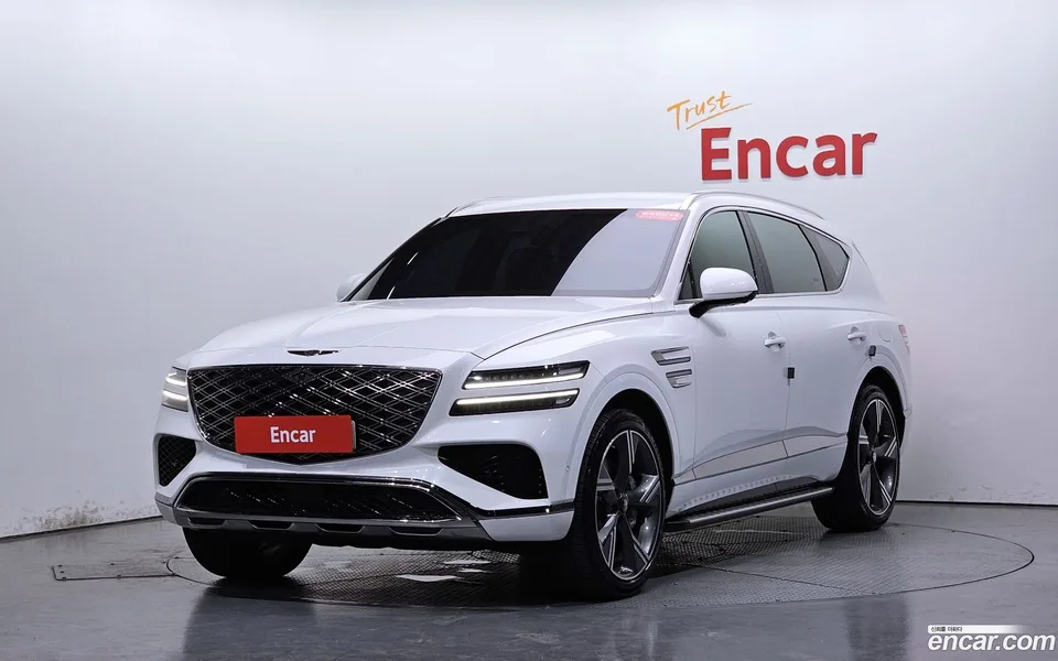Genesis GV80 2.5T AWD 2024 — photo 1, buy with delivery to Moscow