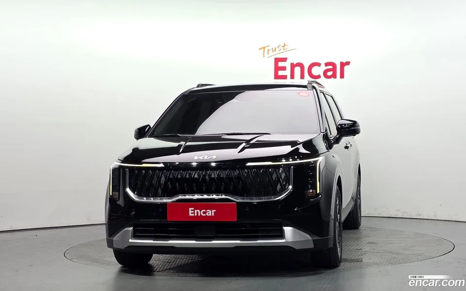 Kia Carnival 9 2024 — thumbnail 3