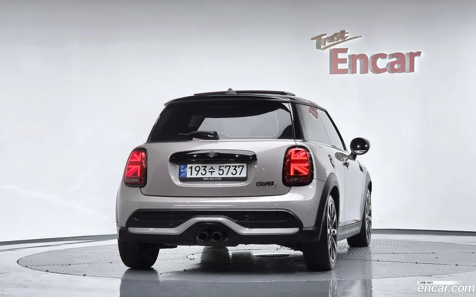 MINI Cooper S 2022 — thumbnail 4