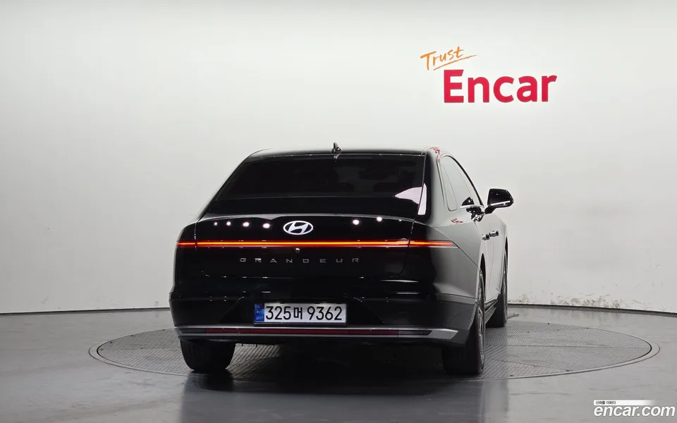 Hyundai Grandeur 2.5 2WD 2023 — миниатюра 4