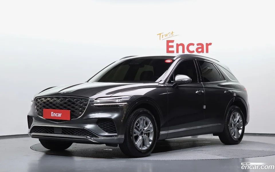 Genesis GV70 2.5T 2WD 2025 — photo 1, buy with delivery to Moscow