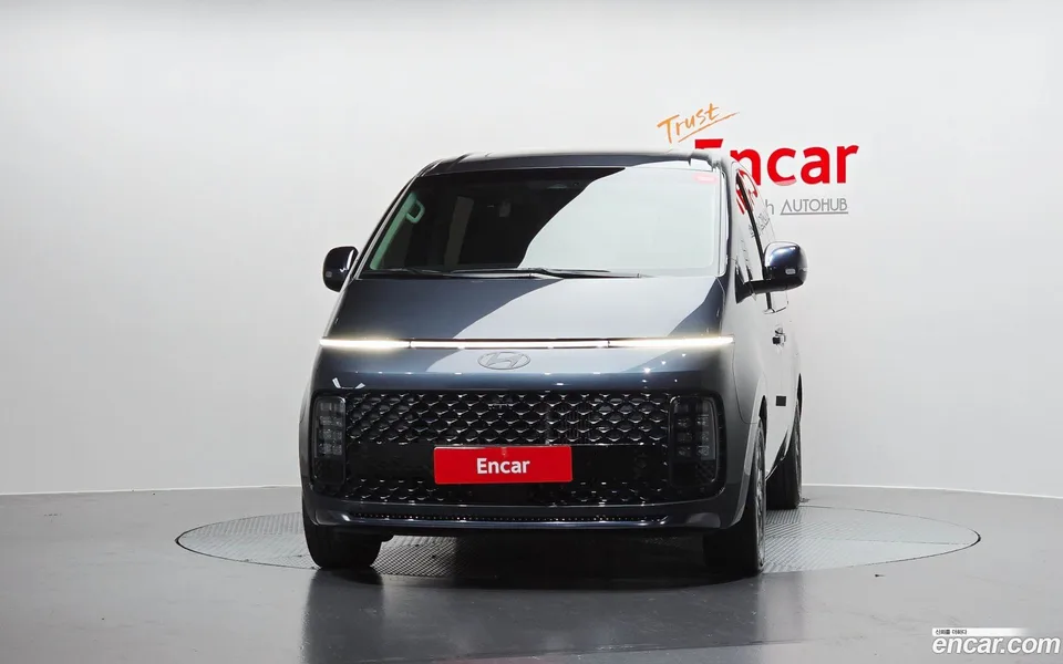 Hyundai Staria 7 2024 — thumbnail 3