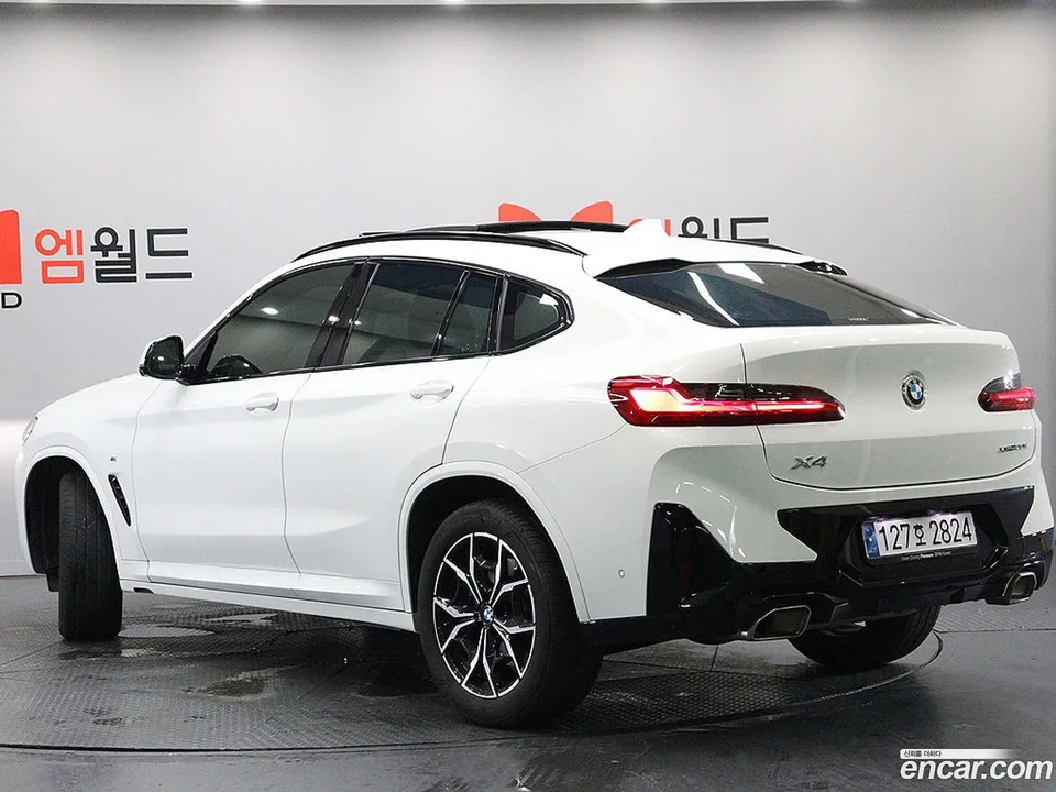 BMW X4 xDrive20i M 2024 — thumbnail 4