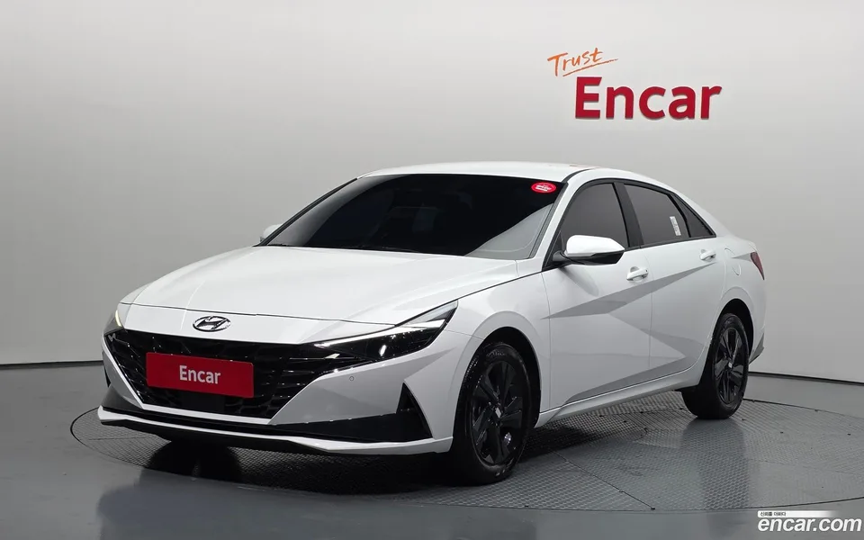 Hyundai Avante 1.6 2023 — photo 1, buy with delivery to Moscow