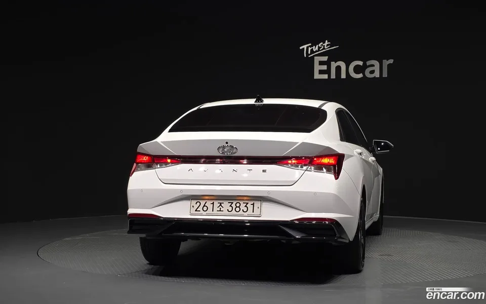 Hyundai Avante 1.6 2023 — thumbnail 4