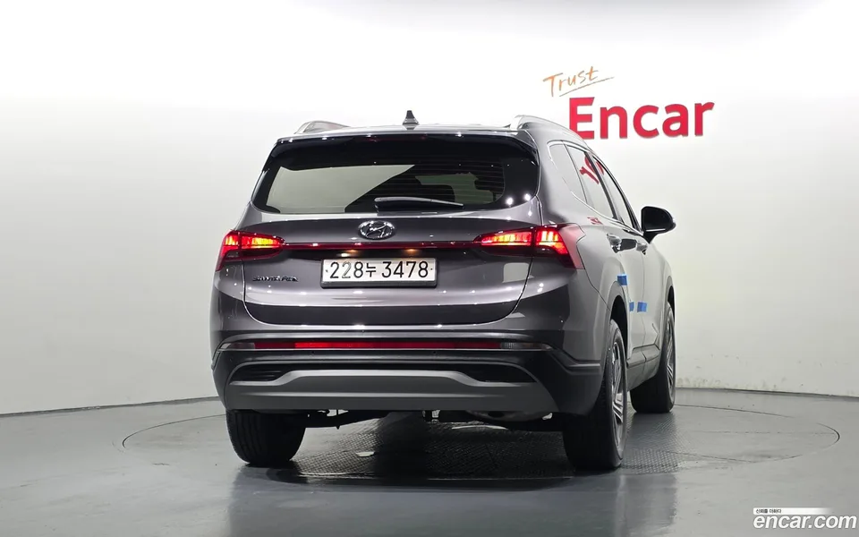 Hyundai SantaFe 2.2 2WD 2022 — thumbnail 4