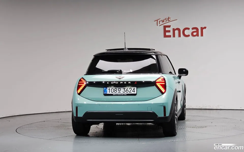 MINI Cooper S 2026 — thumbnail 4