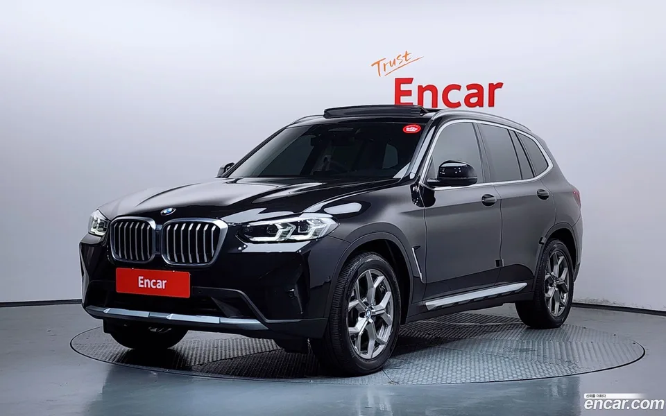 BMW X3 xDrive 20i 2022 — photo 1, buy with delivery to Moscow