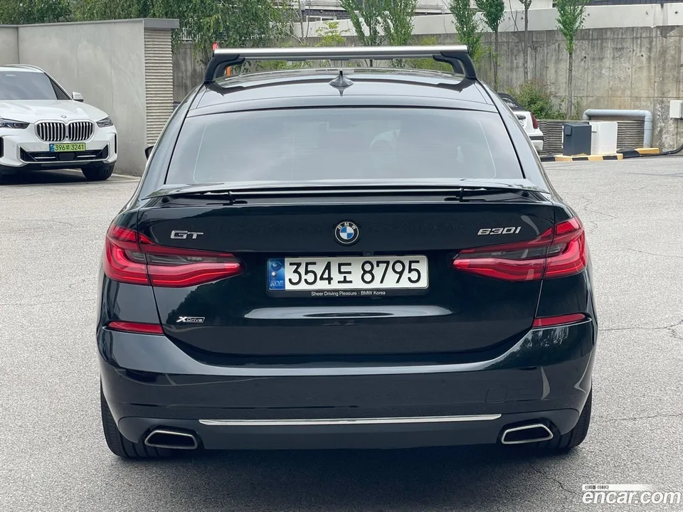 BMW 6 Series GT 630i xDrive 2023 — thumbnail 4
