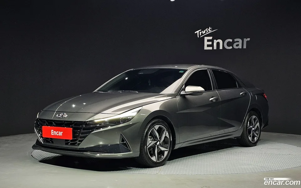 Hyundai Avante Hybrid 2022 — photo 1, buy with delivery to Moscow
