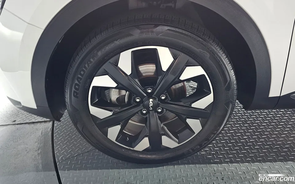 Kia Sportage 1.6 2WD 2023 — thumbnail 5
