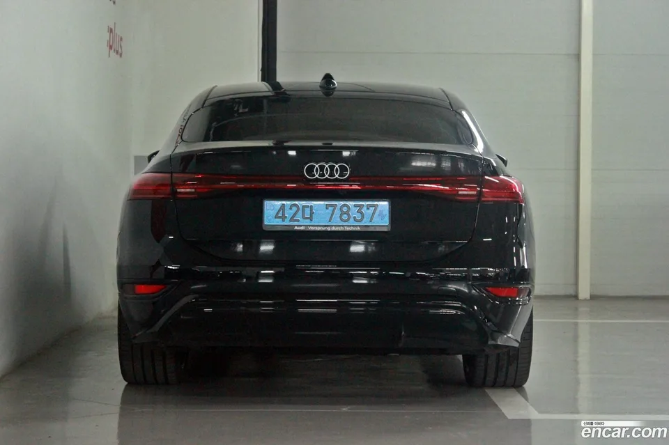 Audi A6 e- 2025 — thumbnail 4