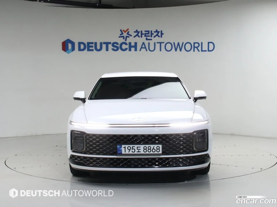 Hyundai Grandeur 2.5 2WD 2023 — thumbnail 3