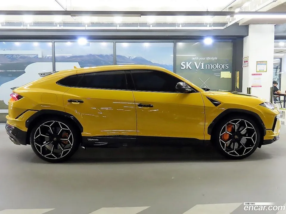 Lamborghini Urus 4.0 V8 2024 — thumbnail 3