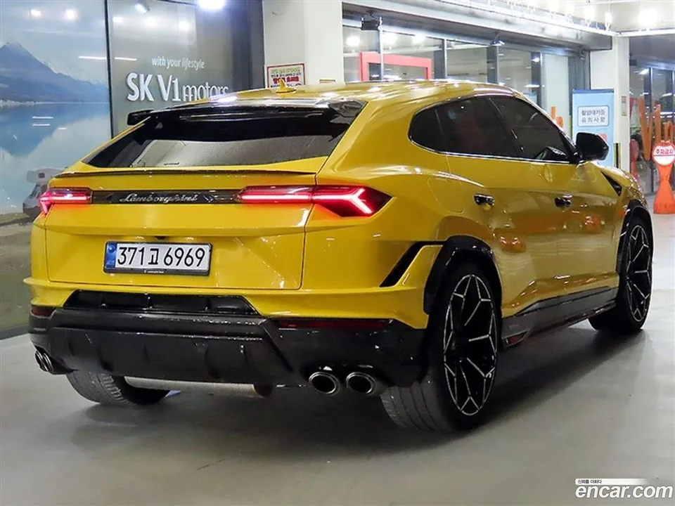 Lamborghini Urus 4.0 V8 2024 — thumbnail 4