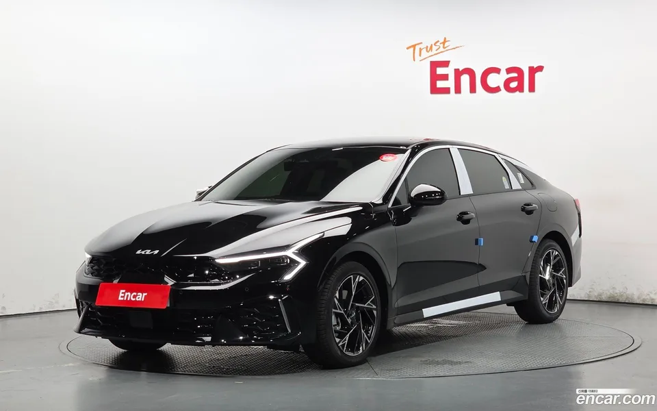 Kia K5 2.0 2026 — photo 1, buy with delivery to Moscow