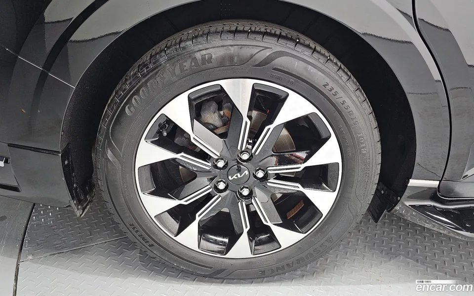 Kia Carnival 4 () 2022 — thumbnail 2
