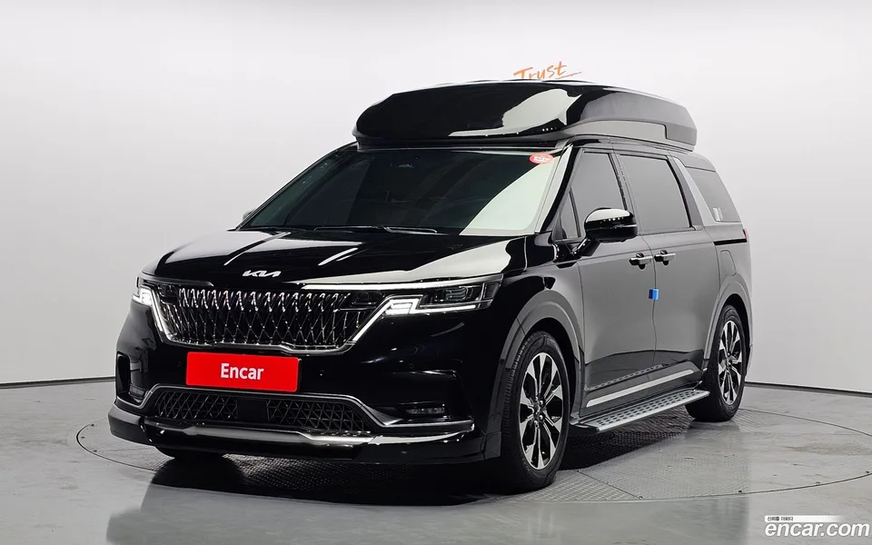 Kia Carnival 4 () 2022 — photo 1, buy with delivery to Moscow