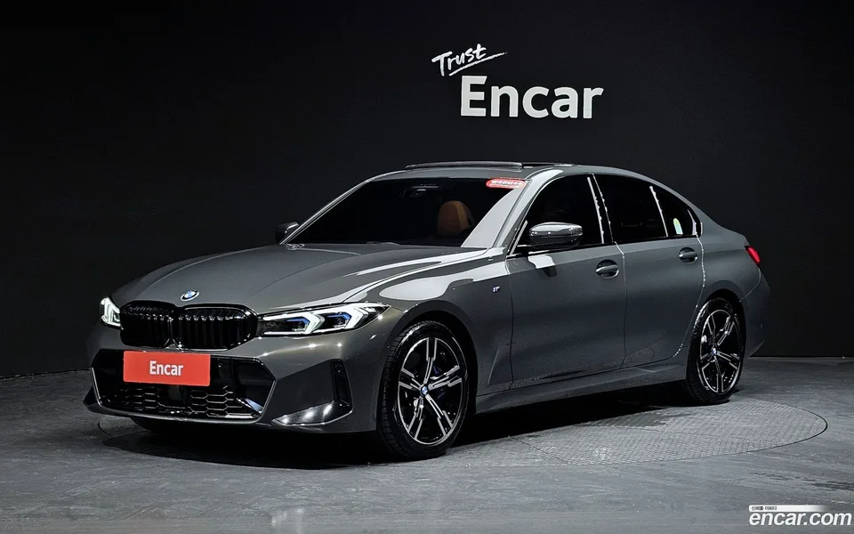 BMW 3 Series 320i M 2025 — фото 1, купить с доставкой в Москву