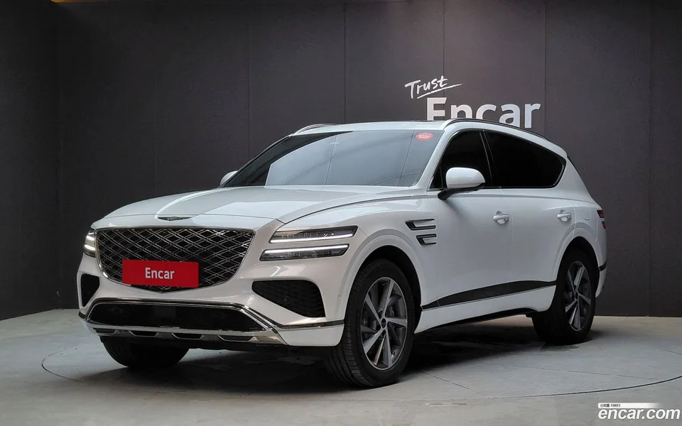 Genesis GV80 2.5T AWD 2024 — photo 1, buy with delivery to Moscow