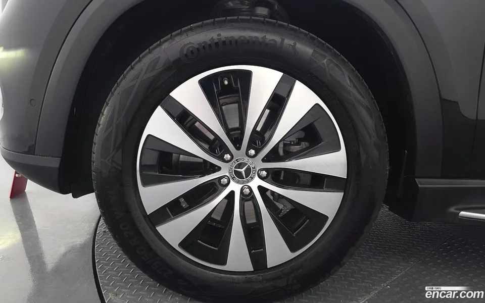 Mercedes-Benz GLE-Class GLE350 4MATIC 2025 — thumbnail 5