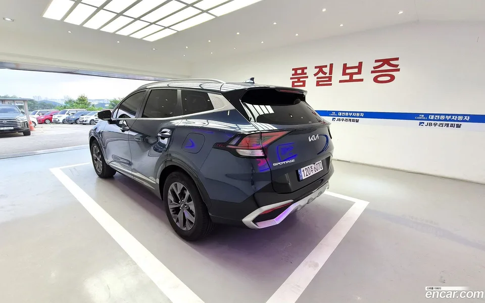 Kia Sportage 1.6 2WD 2023 — thumbnail 4