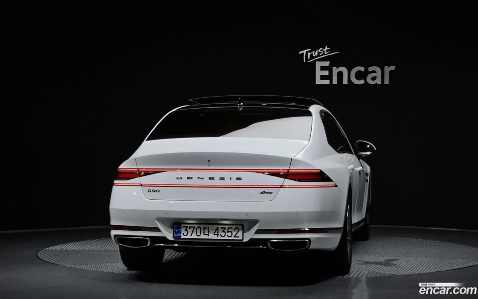 Genesis G90 3.5 AWD 2022 — thumbnail 4
