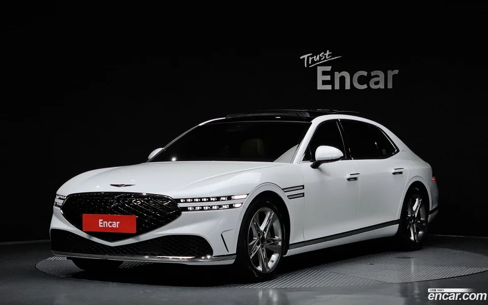 Genesis G90 3.5 AWD 2022 — photo 1, buy with delivery to Moscow