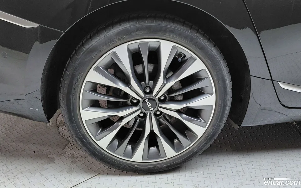 Kia K8 2.5 2WD 2022 — thumbnail 2