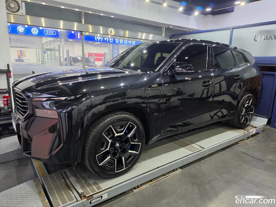 BMW XM 4.4 2023 — thumbnail 4