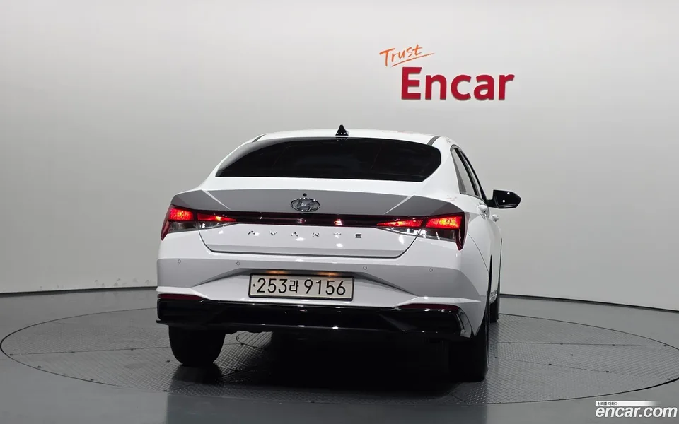 Hyundai Avante 1.6 2023 — thumbnail 4