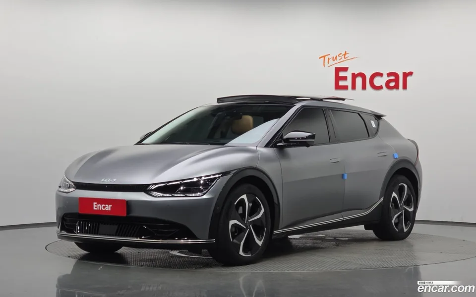 Kia EV6 4WD 2022 — photo 1, buy with delivery to Moscow