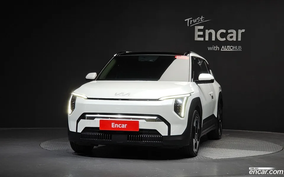 Kia EV3 2WD 2025 — thumbnail 3