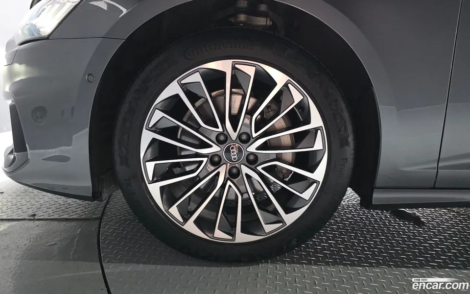 Audi A6 45 TFSI 2025 — thumbnail 5