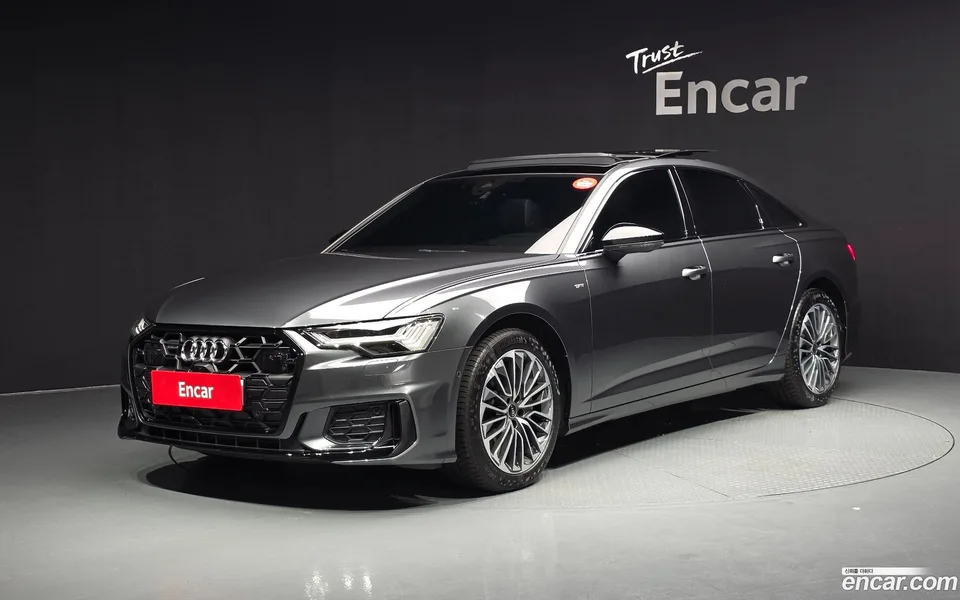 Audi A6 45 TFSI 2025 — photo 1, buy with delivery to Moscow