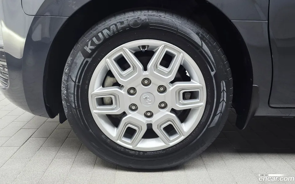 Hyundai Staria 5 2022 — thumbnail 5