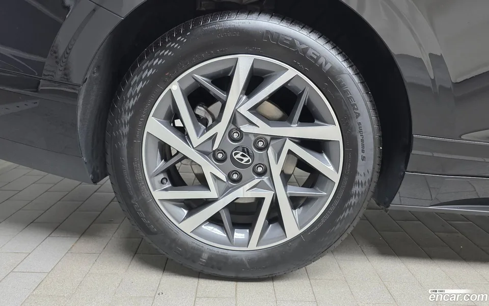 Hyundai Grandeur 2.5 2WD 2025 — thumbnail 2