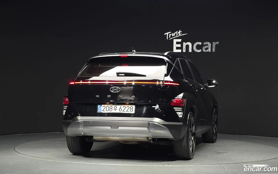 Hyundai Kona 1.6 4WD 2023 — thumbnail 4