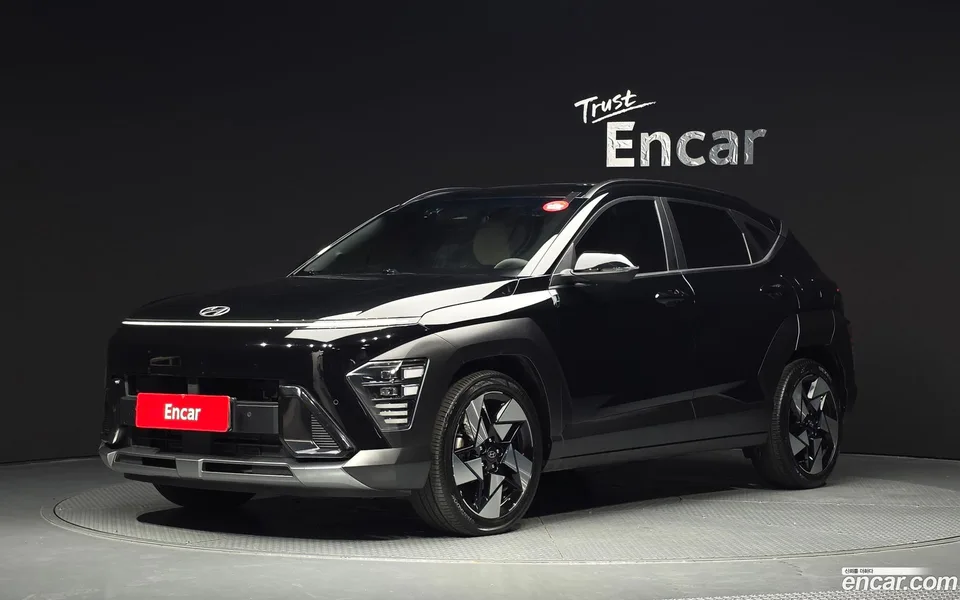 Hyundai Kona 1.6 4WD 2023 — photo 1, buy with delivery to Moscow