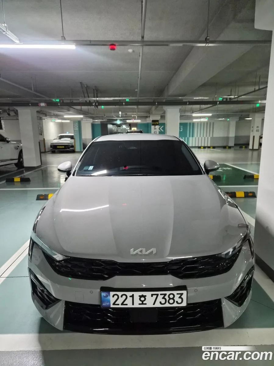 Kia K5 Hybrid 2024