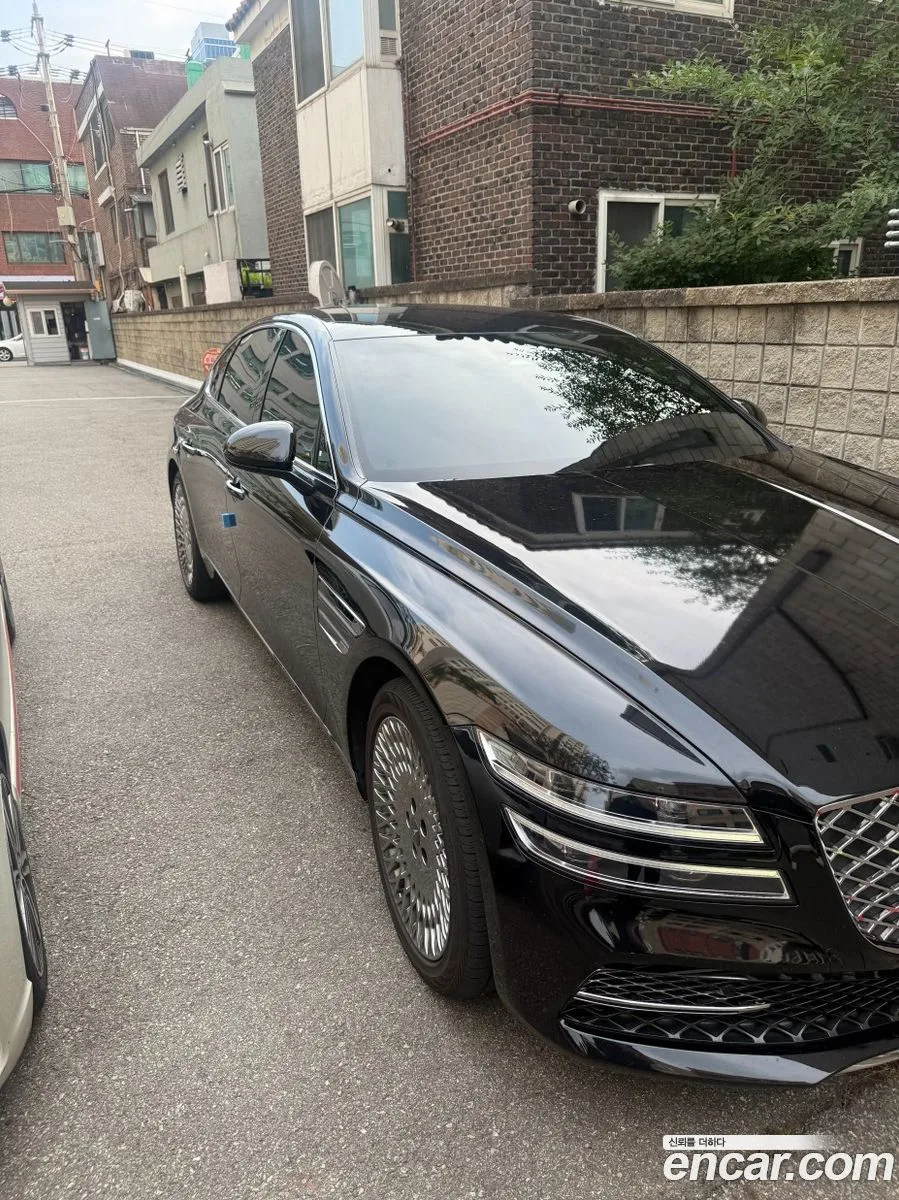 Genesis G80 2.5 AWD 2023 — thumbnail 3