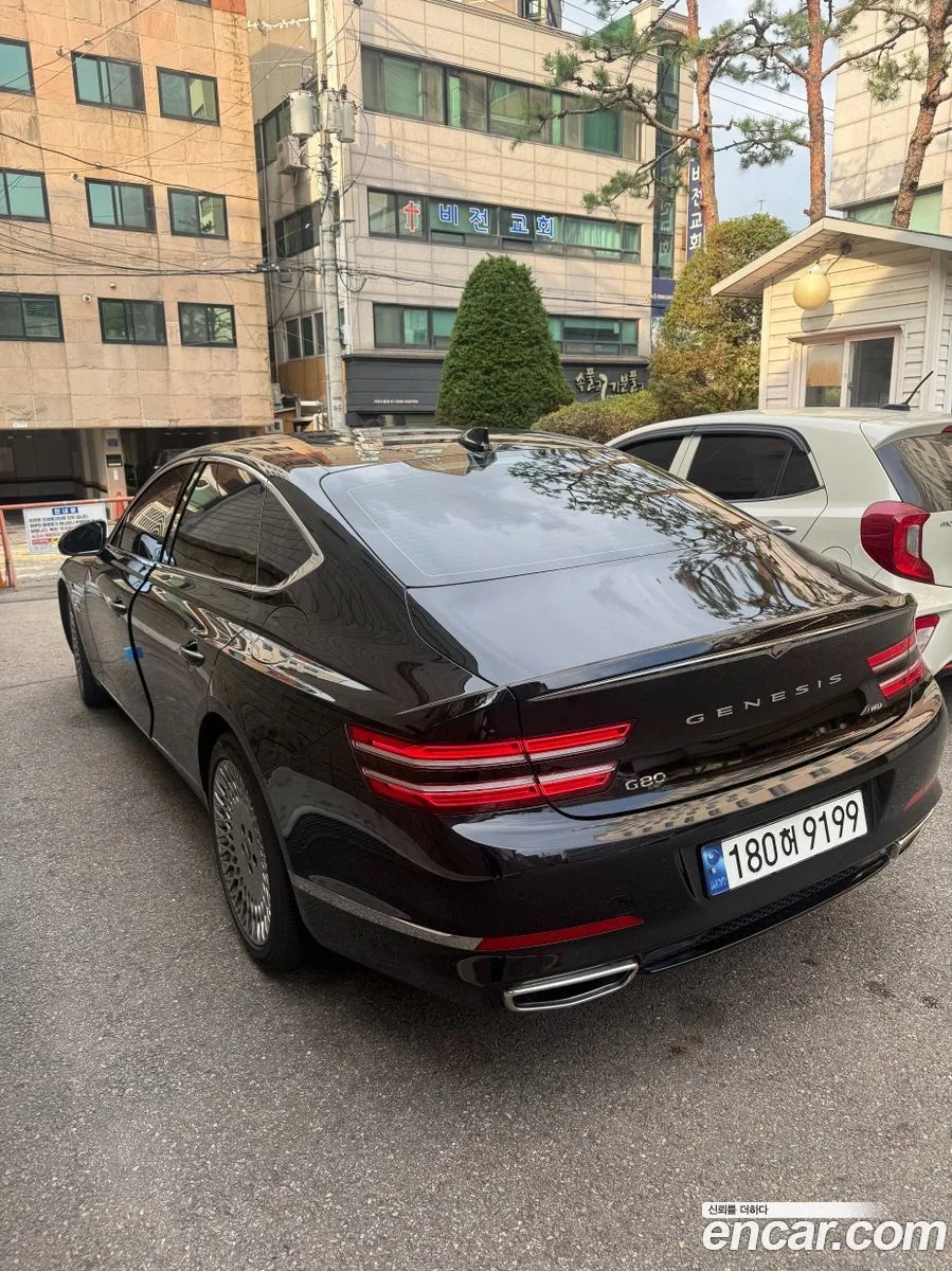 Genesis G80 2.5 AWD 2023 — thumbnail 4