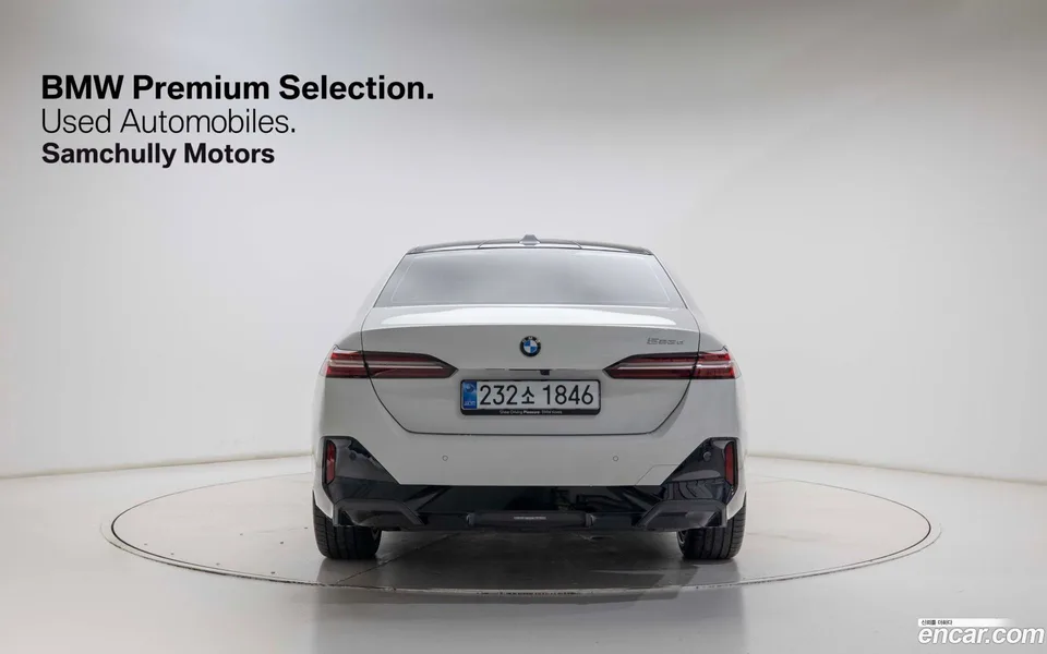 BMW 5 Series 523d M 2025 — thumbnail 4