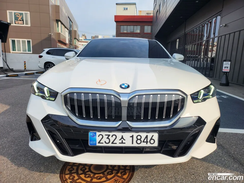 BMW 5 Series 523d M 2025 — photo 1, buy with delivery to Moscow
