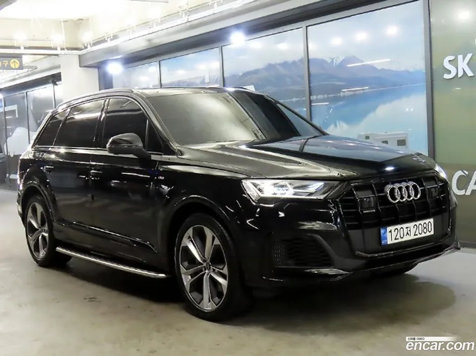 Audi Q7 (4M) 55 TFSI 2022 — фото 1, купить с доставкой в Москву