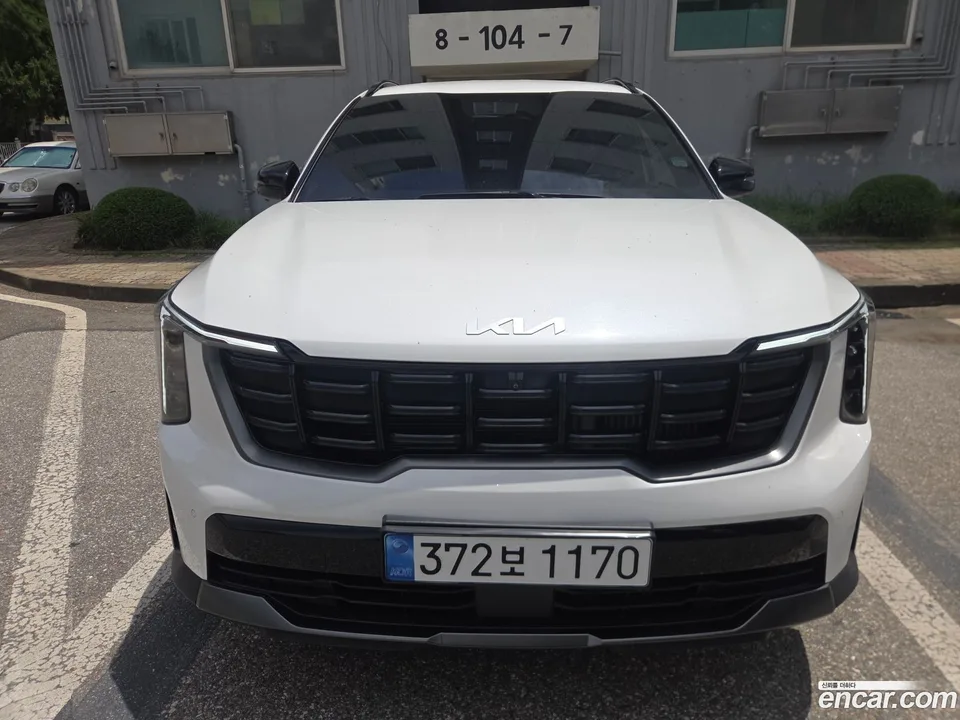 Kia Sorento HEV 1.6 2WD 2024 — photo 1, buy with delivery to Moscow