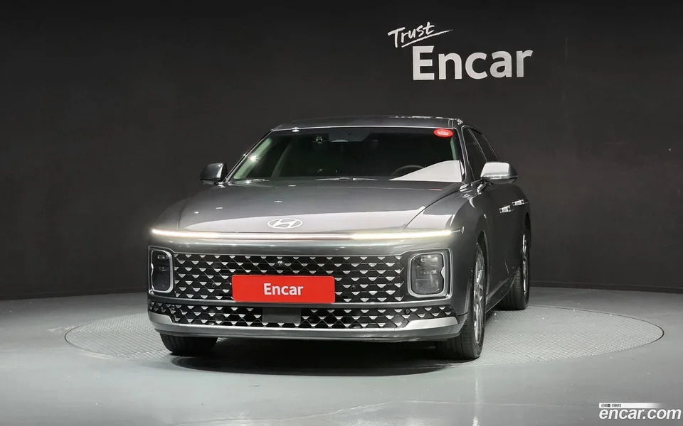 Hyundai Grandeur 2.5 2WD 2023 — thumbnail 3