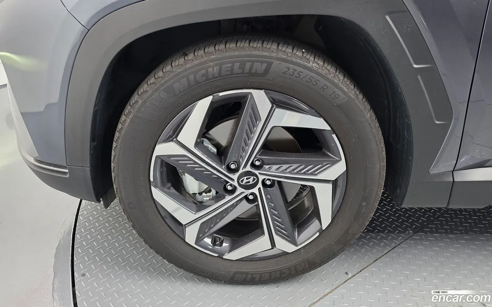 Hyundai Tucson 1.6 2WD 2023 — thumbnail 2