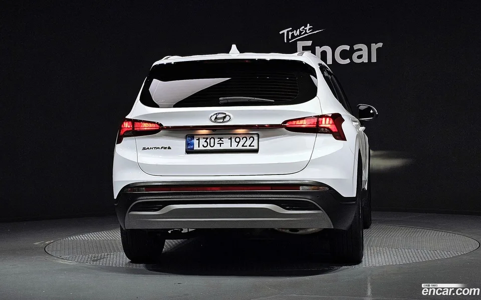Hyundai SantaFe 2.2 2WD 2022 — thumbnail 4