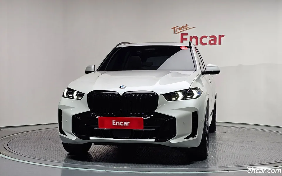 BMW X5 xDrive 40i M 2025 — thumbnail 3